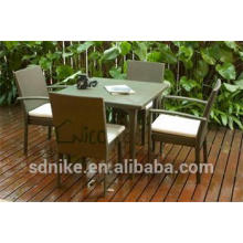 Style de vie de loisirs set de table de jardin et chaises